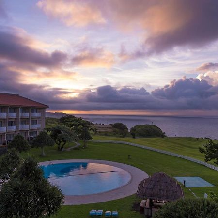 The Southern Links Resort Hotel Yaese Exteriör bild