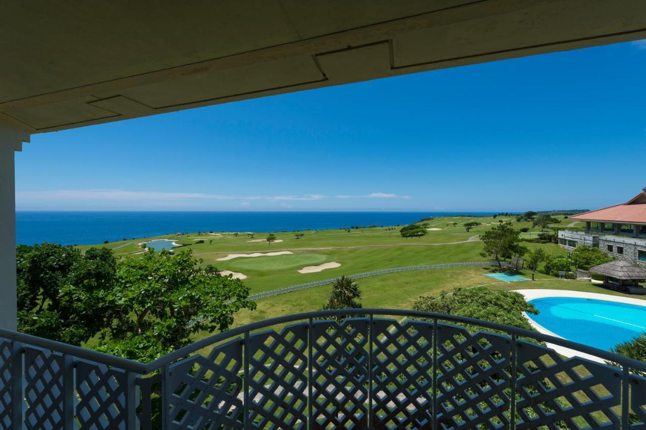 The Southern Links Resort Hotel Yaese Exteriör bild