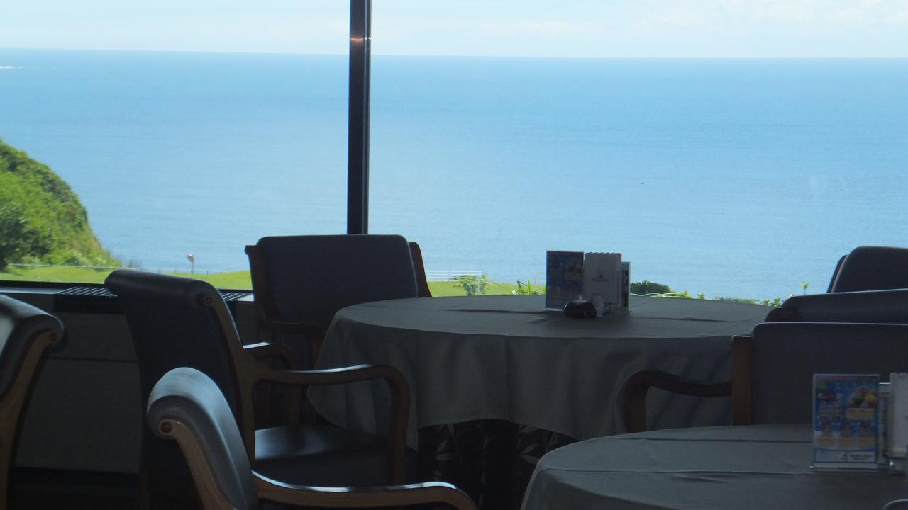 The Southern Links Resort Hotel Yaese Exteriör bild
