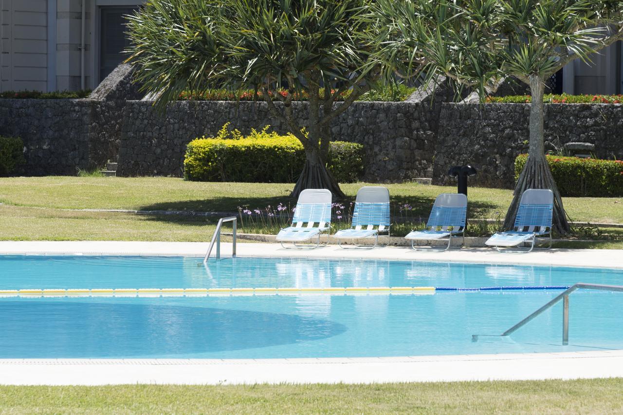 The Southern Links Resort Hotel Yaese Exteriör bild