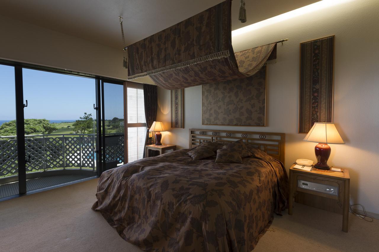 The Southern Links Resort Hotel Yaese Exteriör bild
