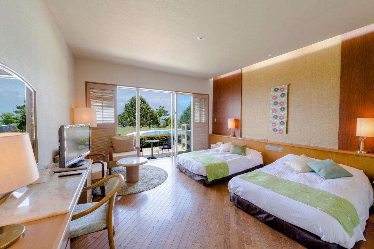 The Southern Links Resort Hotel Yaese Exteriör bild